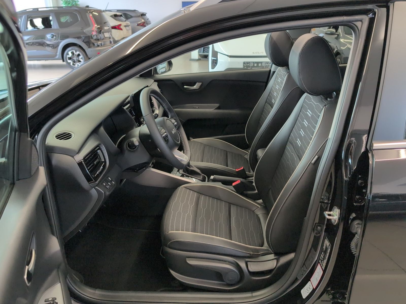 KIA Stonic  1.0 T-GDI 100 48V DCT GT-Line Technologie – Bild 8