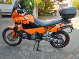 KTM 950 Adventure Akrapovic tiefer gelegt - KTM 950