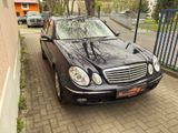 Mercedes-Benz E 280 CDI Elegance 2. Besitz / Scheckheft / AHK - Mercedes-Benz E 280: Elegance