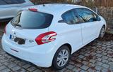 Peugeot 208 1.6 e-HDi, Neuer TÜV + Zahnriemen, FIX PREIS - Peugeot 208 mit Diesel-Antrieb