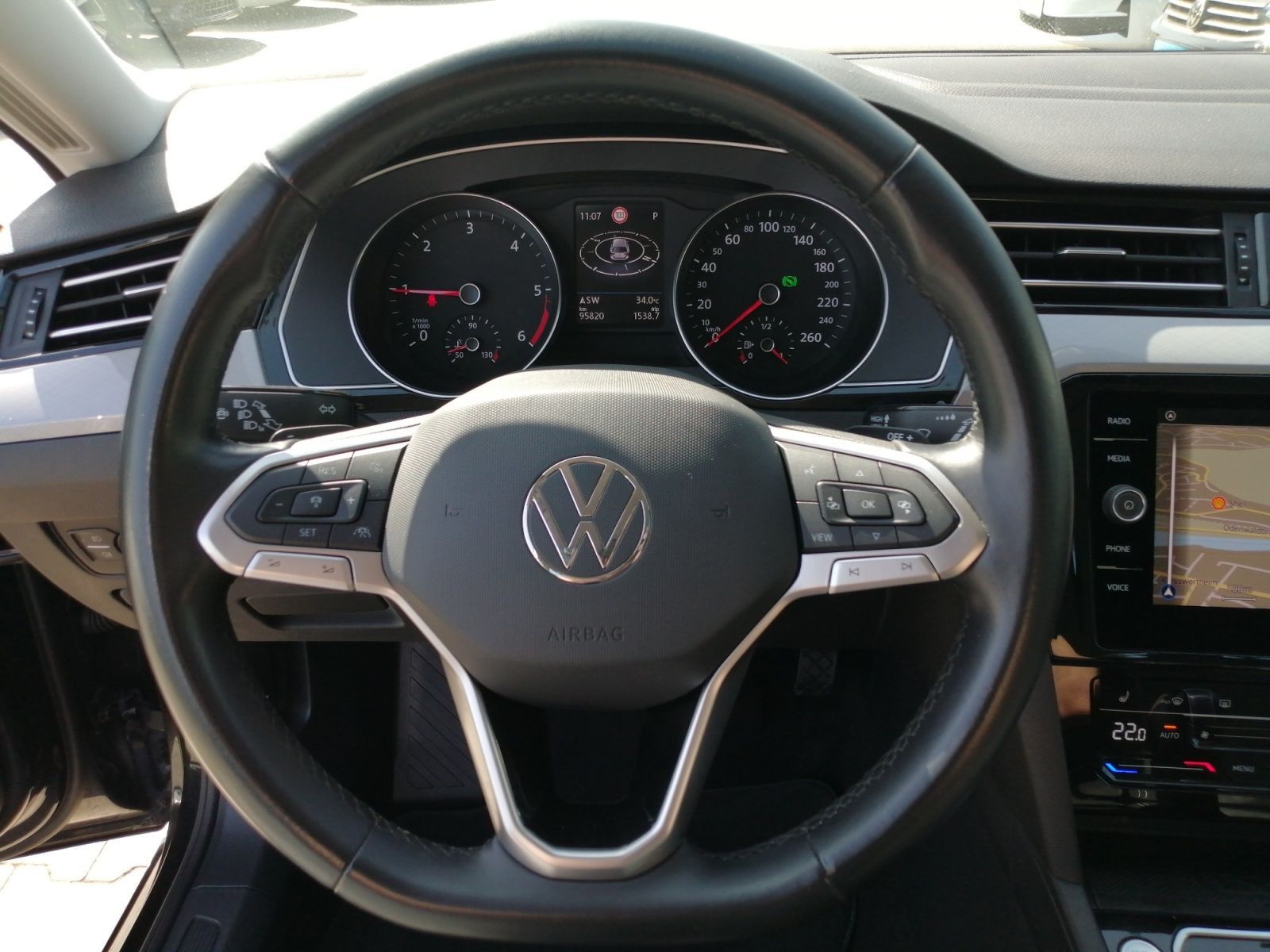 Volkswagen Passat Variant - Bild 13