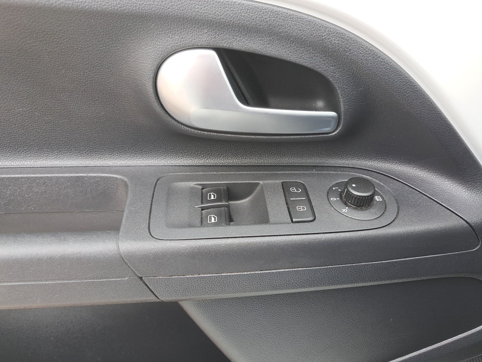 Volkswagen e-up! - Bild 18