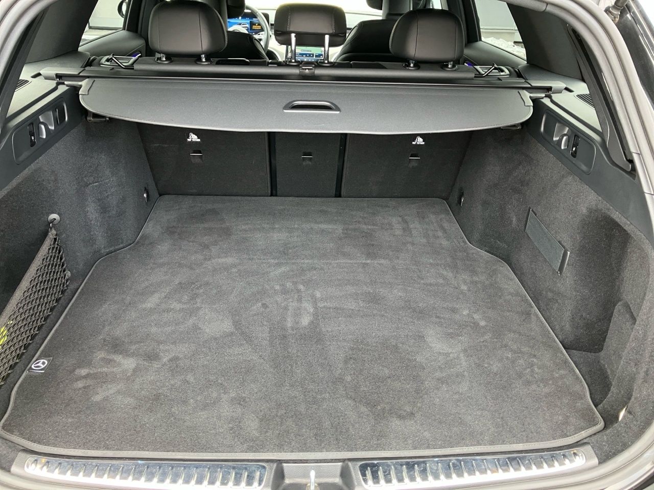Fahrzeugabbildung Mercedes-Benz C 220 d 4M T AMG AHK Night Kamera AdvSoundsys