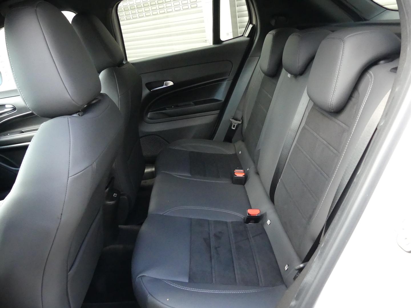 Fiat 600 HYBRID SPORT 1.2 145 PS DCT6 LED NAVI KAMERA