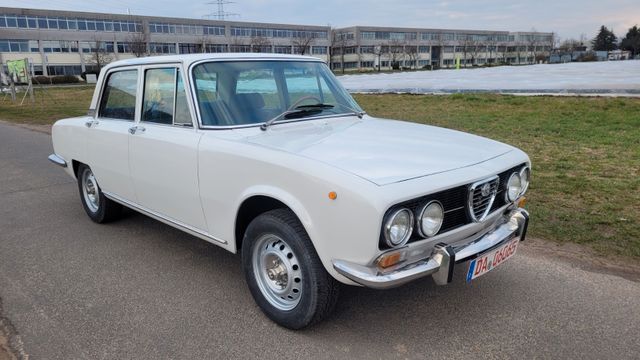 Alfa Romeo 2000 Berlina