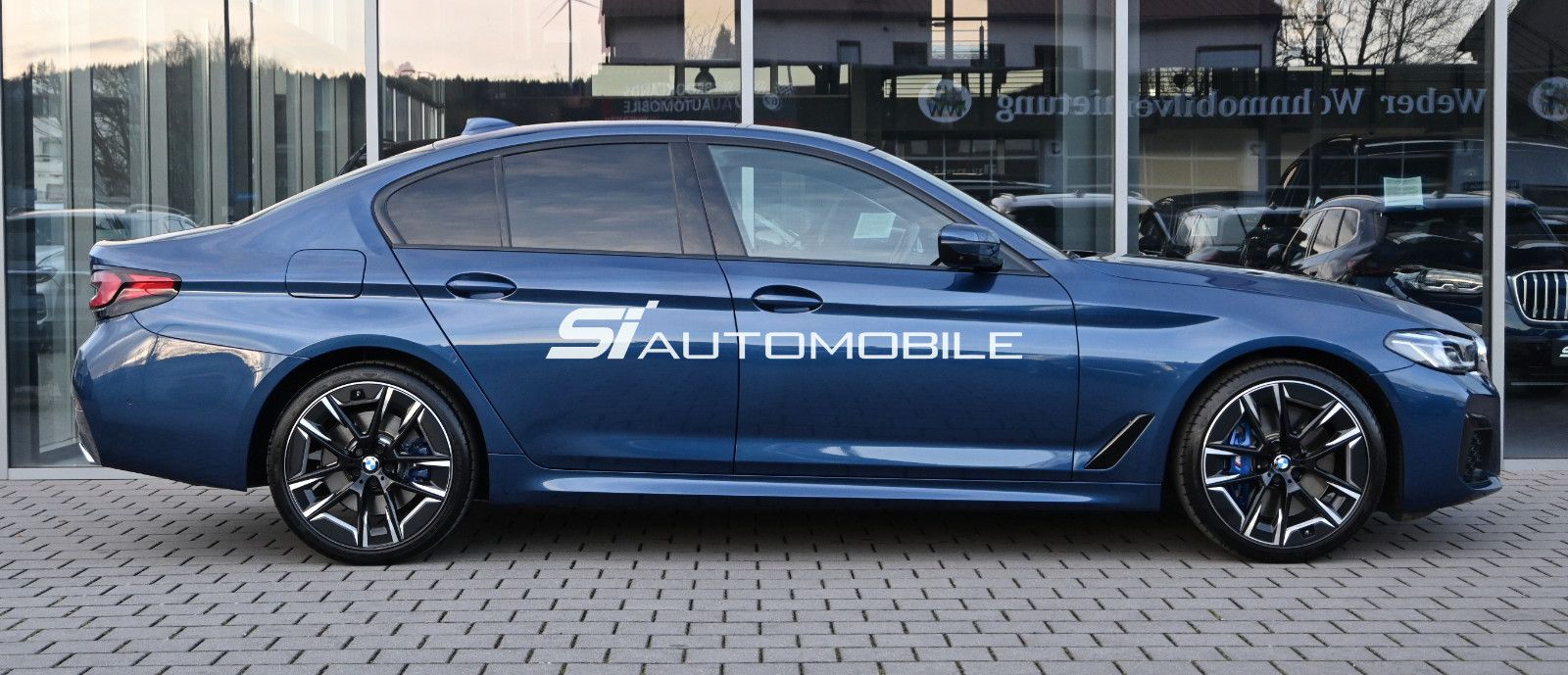 Fahrzeugabbildung BMW 530d xDr M SPORT °UVP 98.219€°AD.DRIVE°STHZG°20"