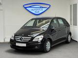 Mercedes-Benz B 200 Panorama/SHZ/Einparkhilfe - Mercedes-Benz B 200: Kleinwagen