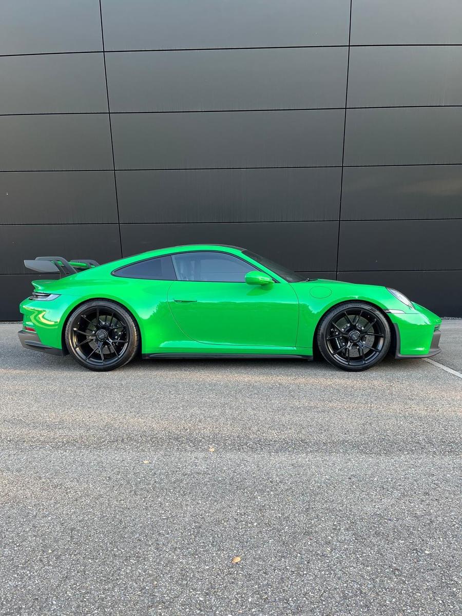 Porsche 992 GT3 Clubsport Pythongrün PCCB 19%MwSt