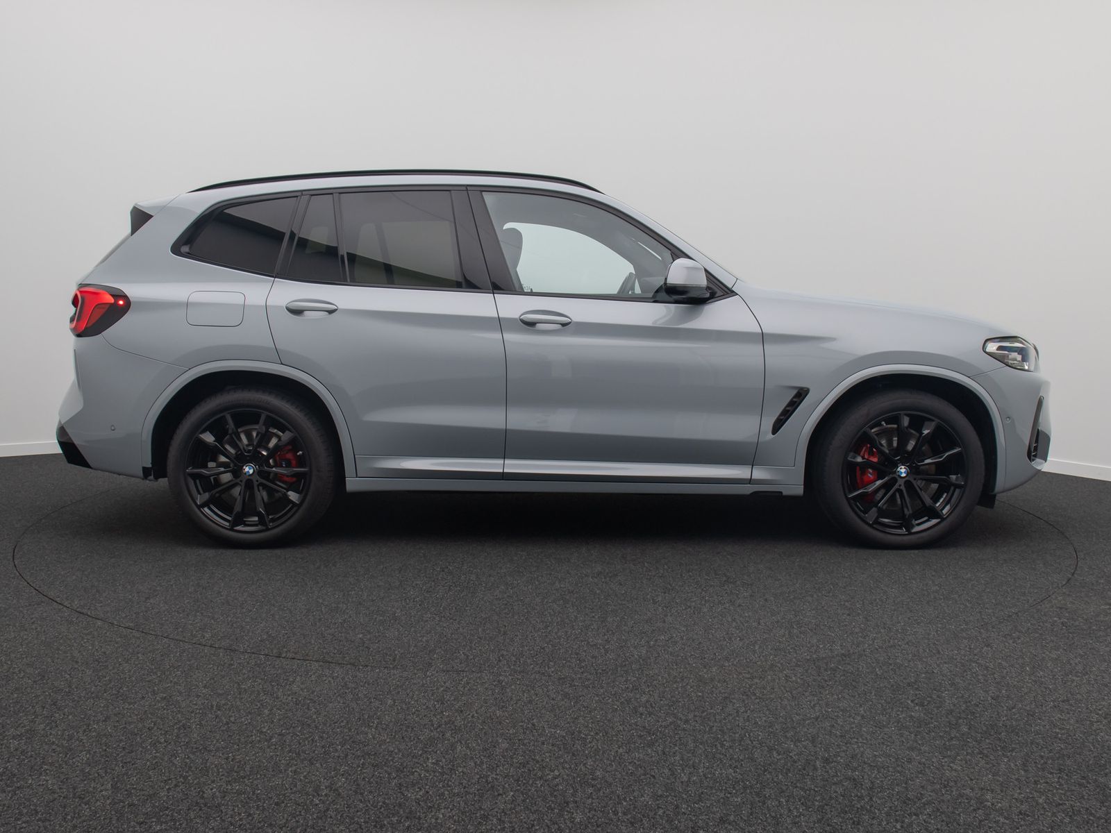 Fahrzeugabbildung BMW X3 xD20d M Sport DAB HiFi AHK Komfort 20Zoll