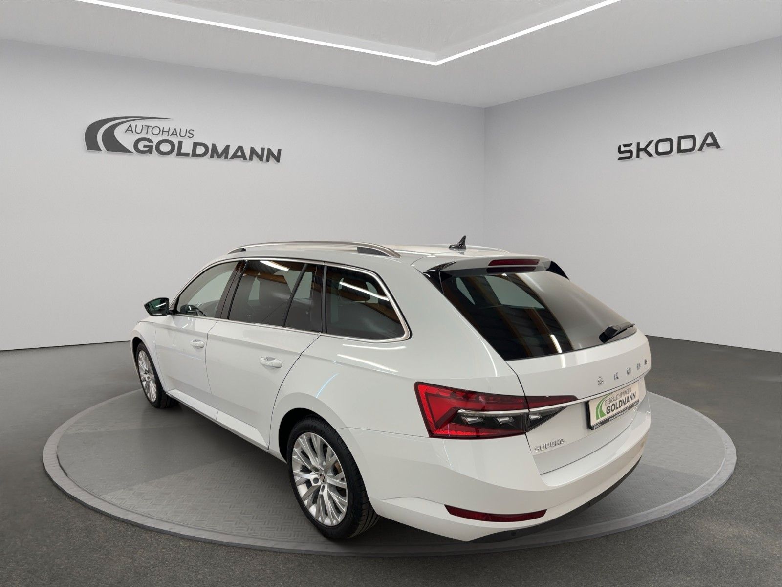 Fahrzeugabbildung SKODA Superb Combi Style 1.5 TSI ACT