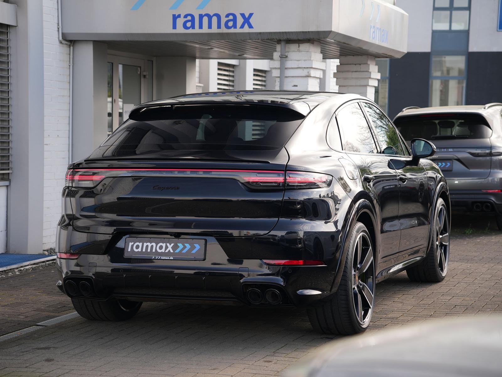 Porsche E-Hybrid Coupé SPORTDESIGN-PAKET-SPORTABGAS.-22"