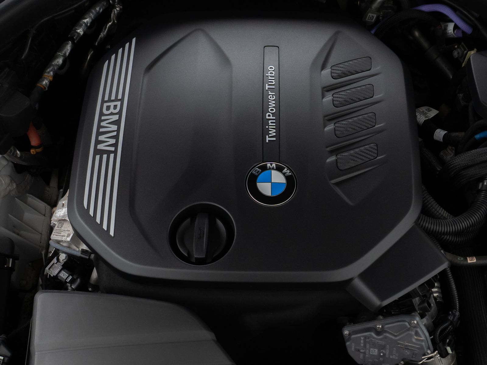 Fahrzeugabbildung BMW 320d xD DAB CockPitPro Stop&Go Alarm PDC Sport