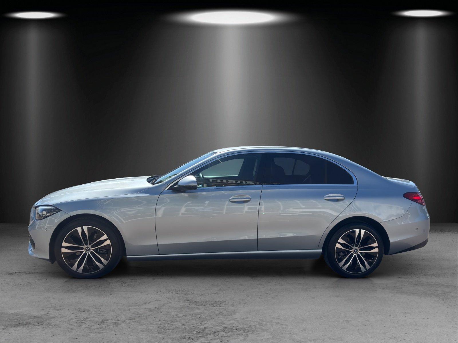 Mercedes-Benz C 220 d 4M Avantg AHK Kamera ENERGIZING Display
