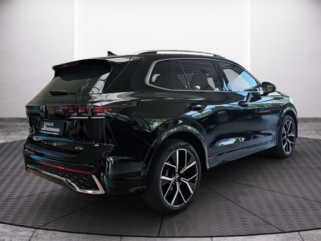 Fahrzeugabbildung Volkswagen Tiguan 1.5 eTSI DSG R-Line STANDHZG HD-MATRIX-LE