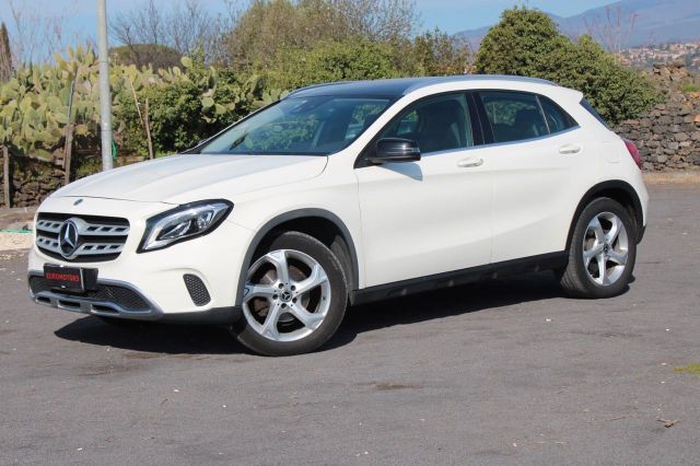 Mercedes-Benz Mercedes-benz GLA 200 d Tua A SOLI 251€ Automati