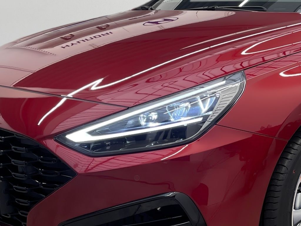 Fahrzeugabbildung Hyundai i30 FL 5-Türer (MY25) 1.5 T-GDI (140 PS) 48V 7-D