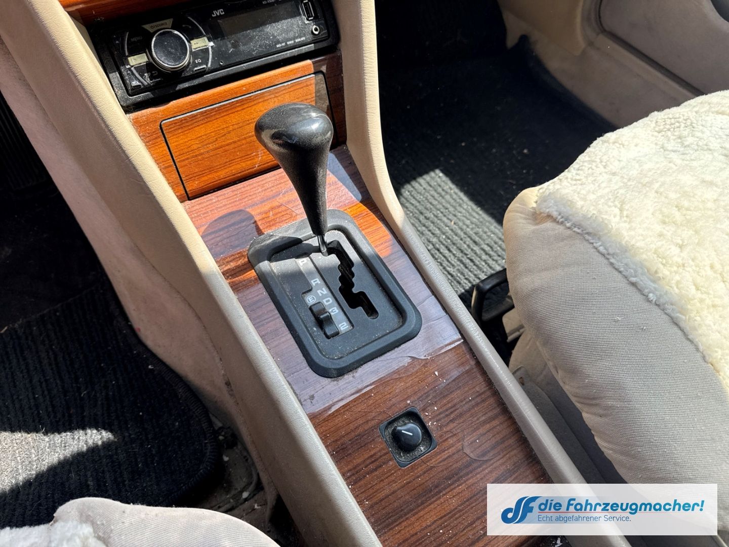Fahrzeugabbildung Mercedes-Benz E 220 ET-Modell 220TE Alarm el.SP Spieg. *EXPORT