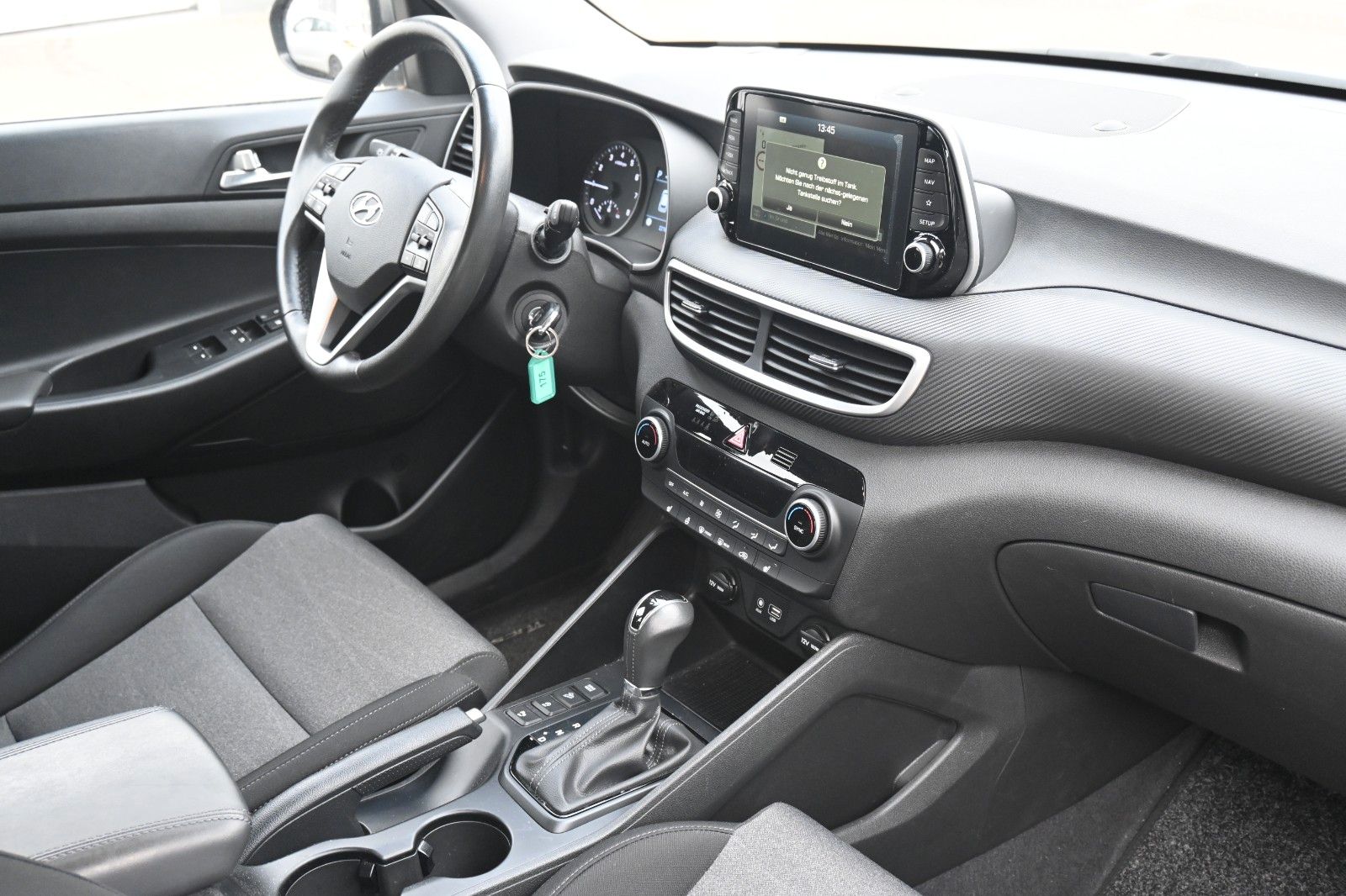 Fahrzeugabbildung Hyundai Tucson 2WD 1.6 DCT*TEMPO*NAV*SIHZG*RFK