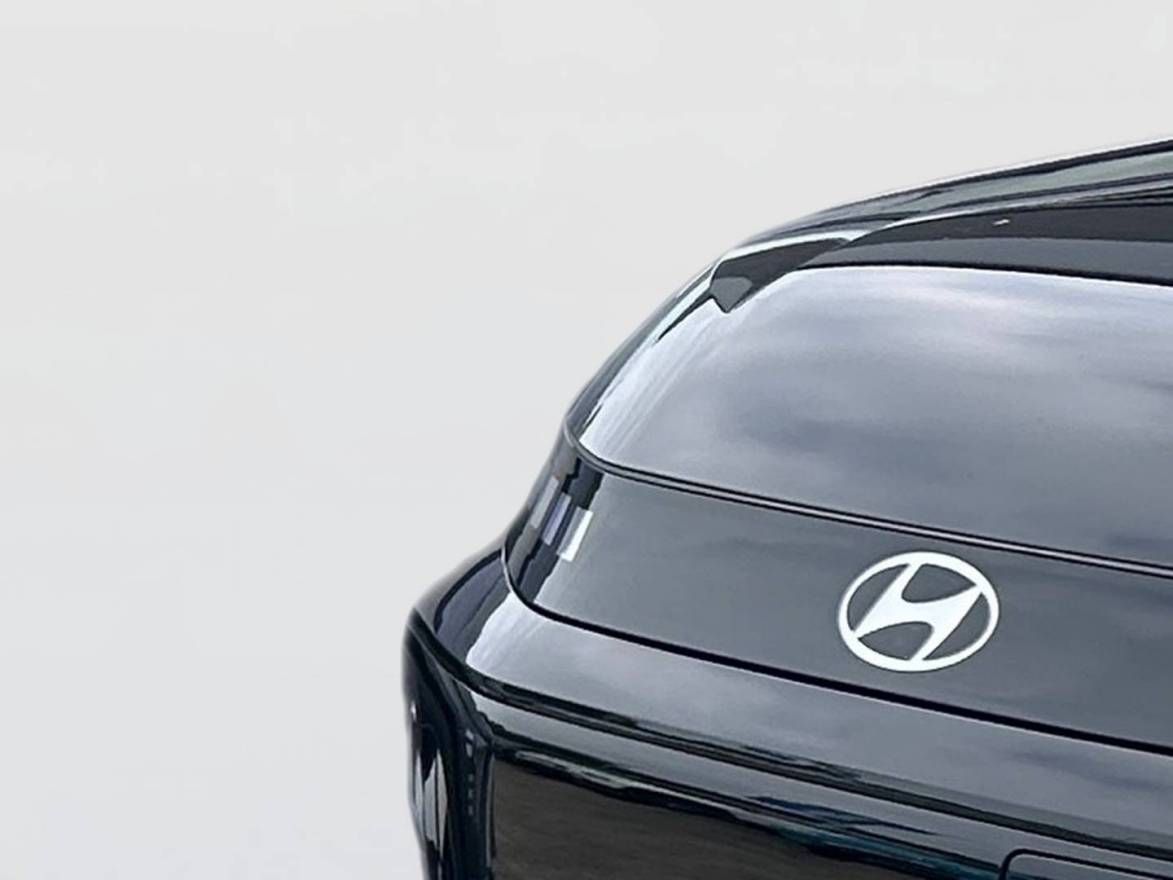 Fahrzeugabbildung Hyundai INSTER Cross (MY26) 49 kWh (115 PS) Elektro Komf