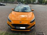 Ford Focus 2,3 EcoBoost ST  - Ford Focus: Orange