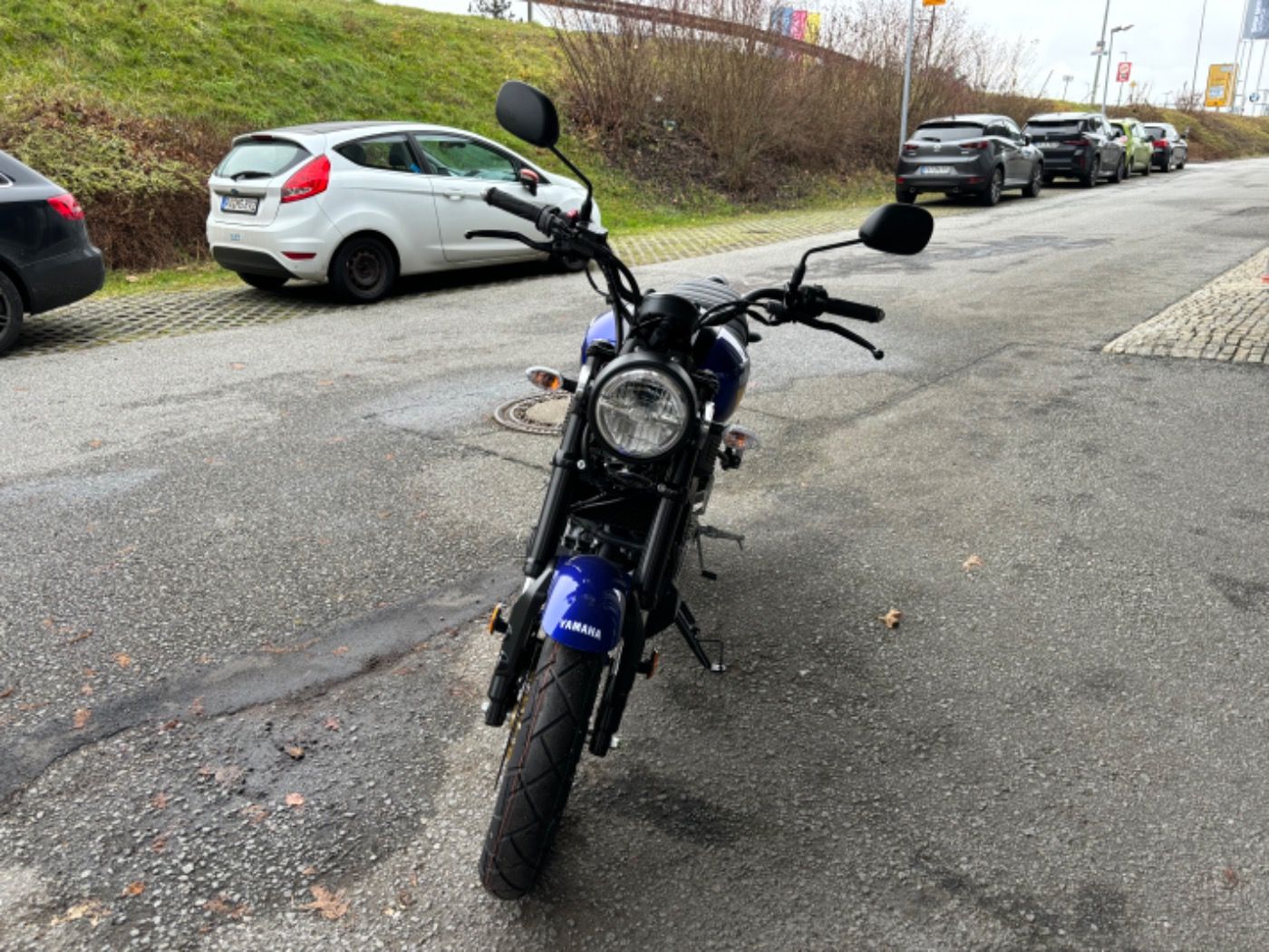 Fahrzeugabbildung Yamaha XSR 125 Modell 2024 Tageszulassung