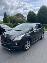 Peugeot 3008 PlatinumxPanoxPDCxACCxHead UpxNavi - gebrauchte Peugeot 3008 aus dem Jahr 2010