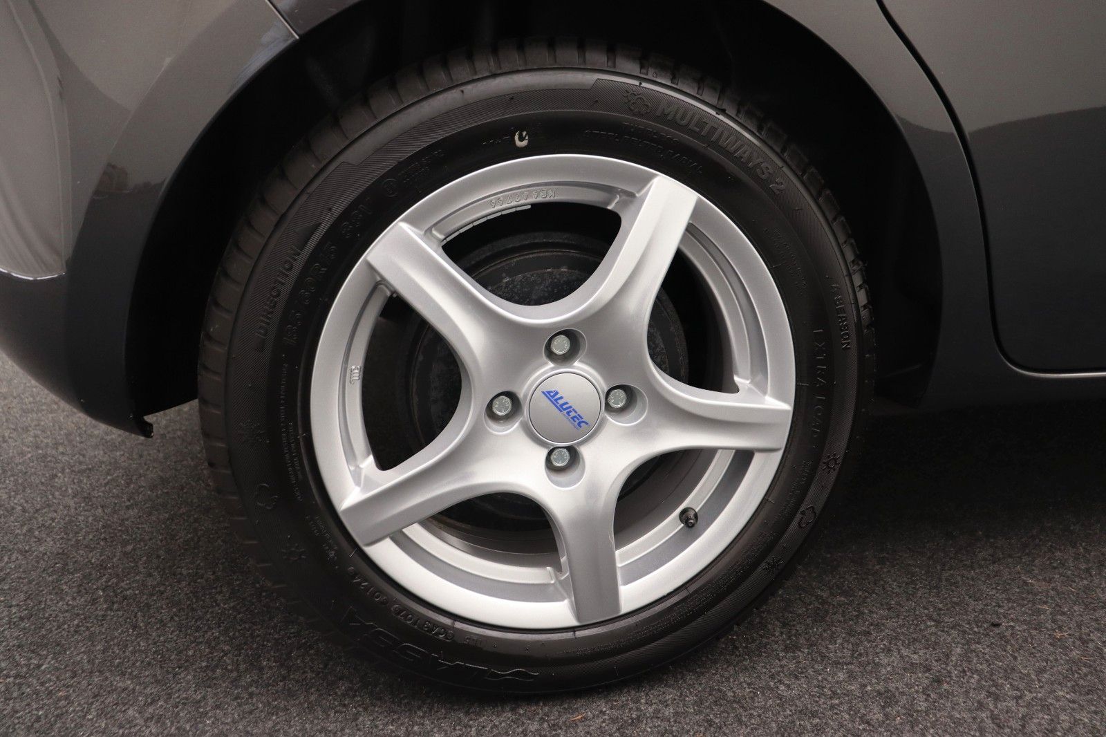 Fahrzeugabbildung Opel Corsa E 1.4 Edition SHZ TEMPO PDC