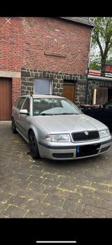 Skoda Octavia Combi 1.6 - - Skoda Octavia aus 2004
