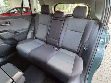 Toyota RAV 4 - 12