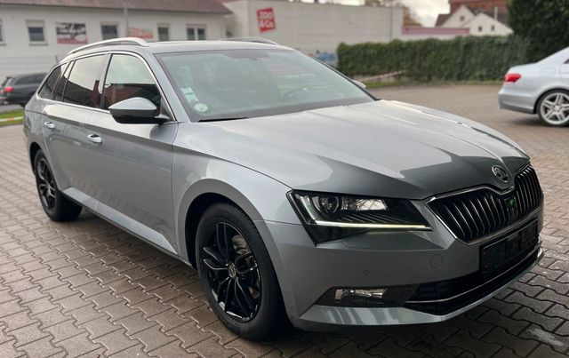 Skoda Superb Combi 2.0 TDI DSG