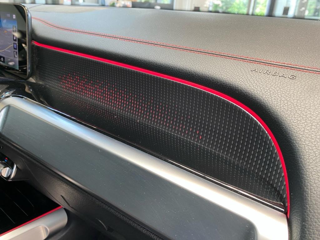 Mercedes-Benz EQB 300 4M AMG+Pano+Night+Distr+360°+Keyless+Adv