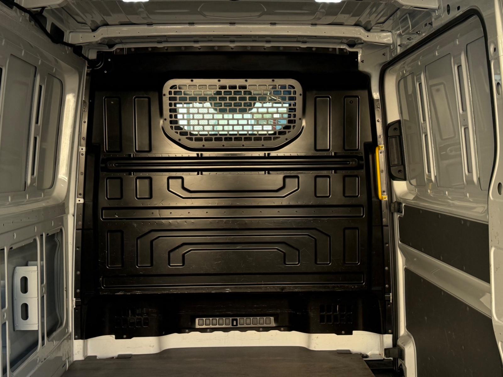 Volkswagen Crafter Kasten 30 mittellang*T-NAVI*R.KAM*AHK*, миниатюра 24