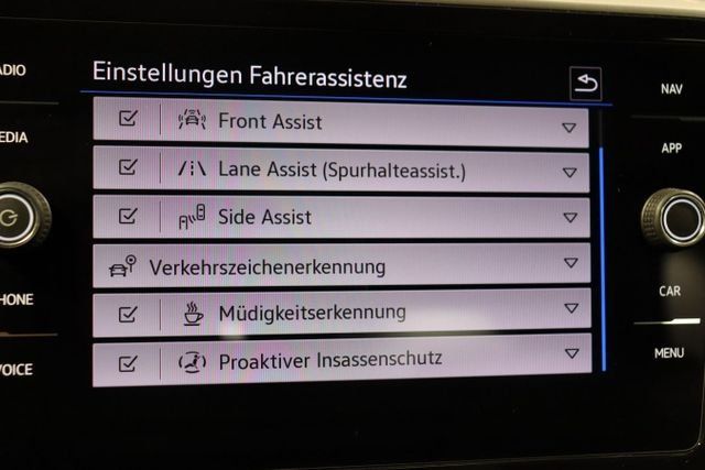 T-Roc Cabrio R-Line 1.5 l TSI 150PS DSG Kamera A