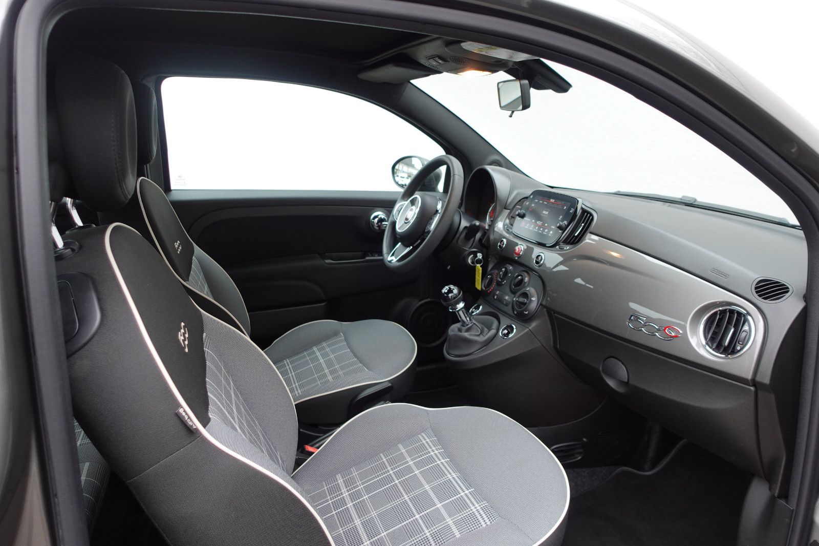 Fahrzeugabbildung Fiat 500C Cabrio Lounge 1.0Mild Hybrid,Einparkhilfe