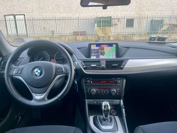 BMW X1 - 10