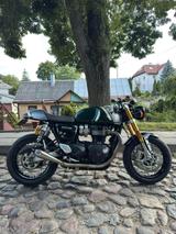 Triumph Thruxton RS - TRIUMPH THRUXTON RS