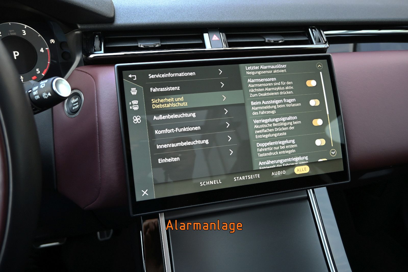 Fahrzeugabbildung Land Rover Range Rover Velar D300 DYNAMIC HSE °UVP 112.884€