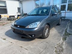FORD Focus 2.0*Klima*AHK*LM Felgen*Allwetterreifen