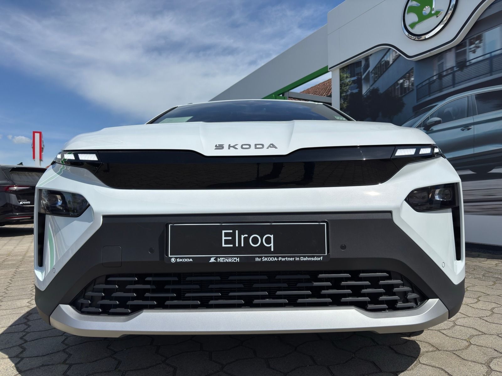 Fahrzeugabbildung SKODA Elroq 85 RFK*AHK*Matrix*eHeck*20Zoll*Wärmepumpe