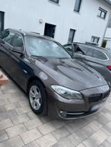 BMW 520 d  panorama dach anhängerkupplung - BMW 520 mit Diesel-Antrieb: Panorama Dach