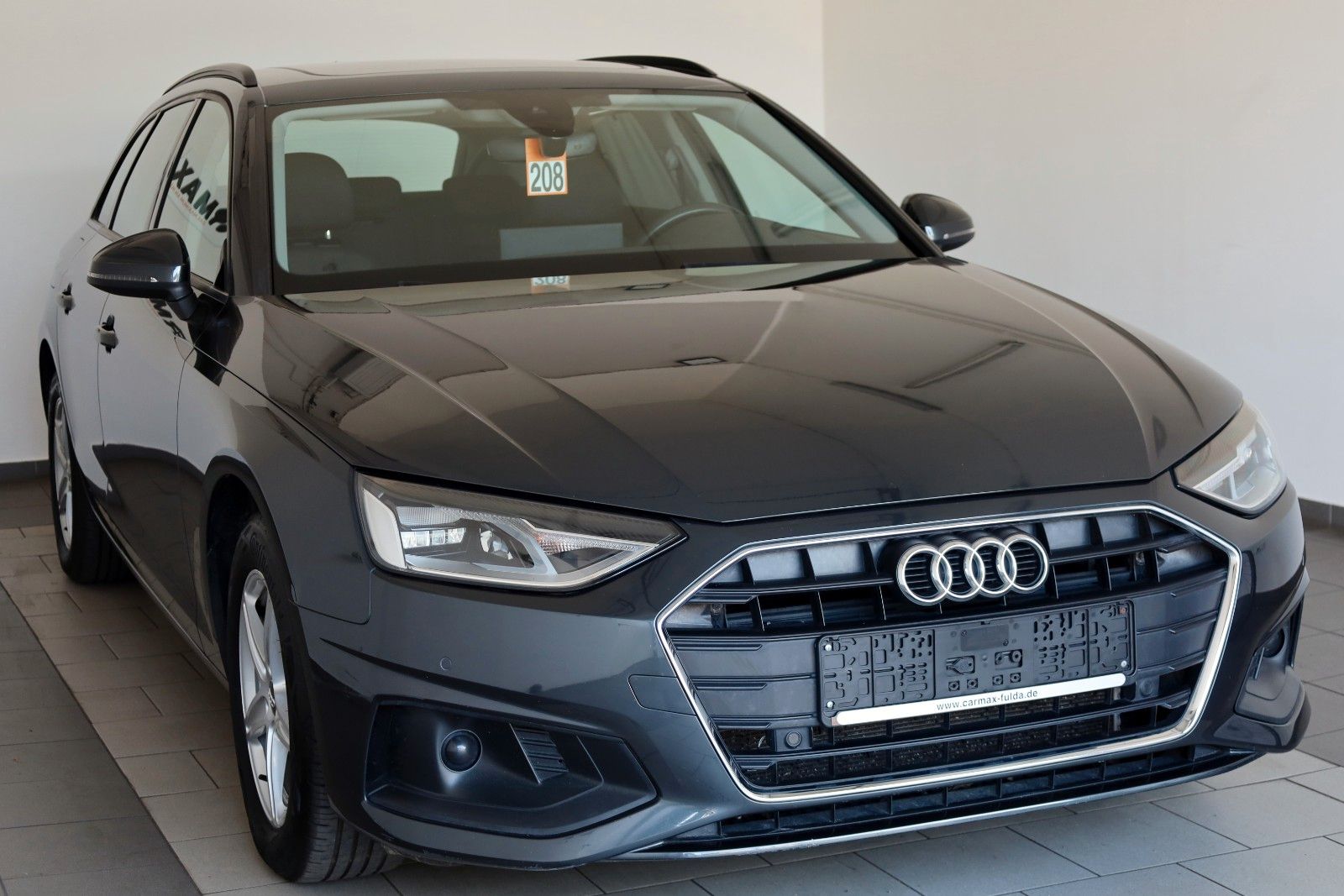 Fahrzeugabbildung Audi A4 Avant 35 TDI advanced Navi,LED,Panorama,SH,