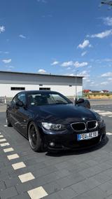 BMW 320i Cabrio - - BMW 320 aus 2009: Cabrio