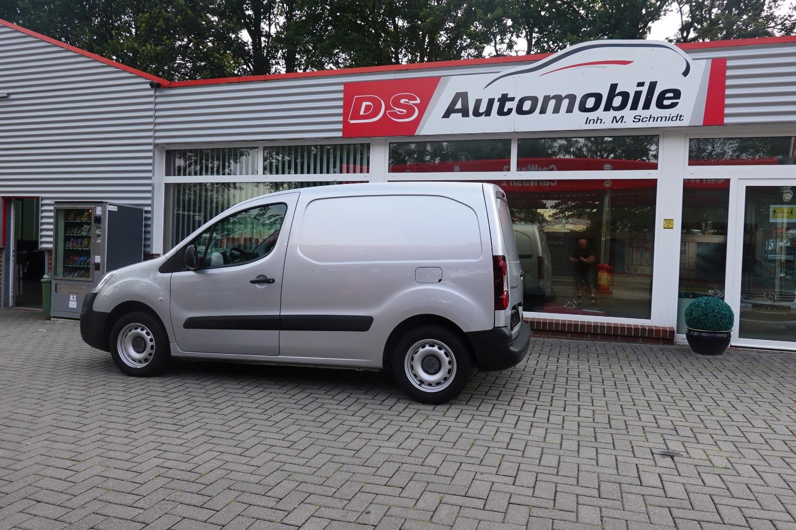Fahrzeugabbildung Peugeot Partner L1 Premium 1a gepflegt .