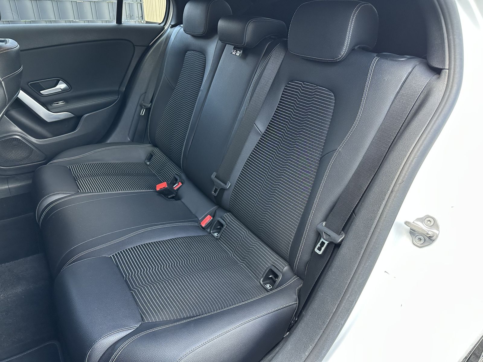 Fahrzeugabbildung Mercedes-Benz A 250 Progressive DCT NAV+LED+SHZ+AHK+DIGDISPLAY