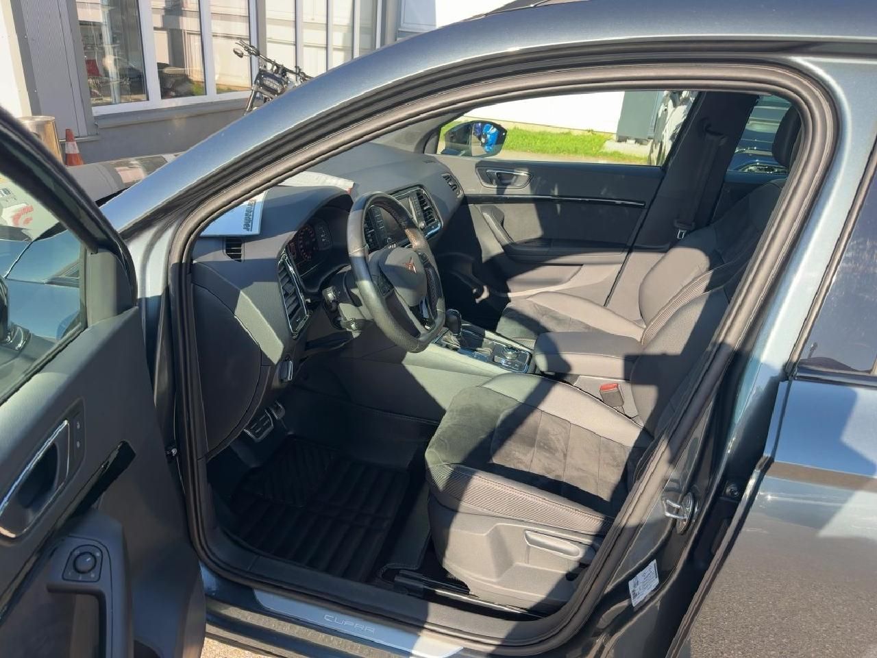 Fahrzeugabbildung CUPRA Ateca 2,0 TSI Basis 4x4 *SHZ+RKF+PDC+el.Heckklap