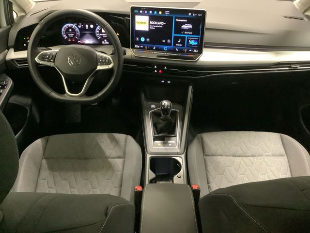 Golf Life 1,5 TSI 85 kW  AZV, Pano, ACC, LED, SH