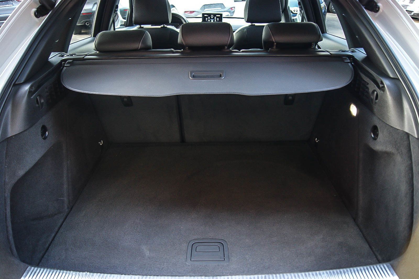 Fahrzeugabbildung Audi Q3 14TSI S-tronic S-LINE PLUS 20-ZOLL PANO BOSE