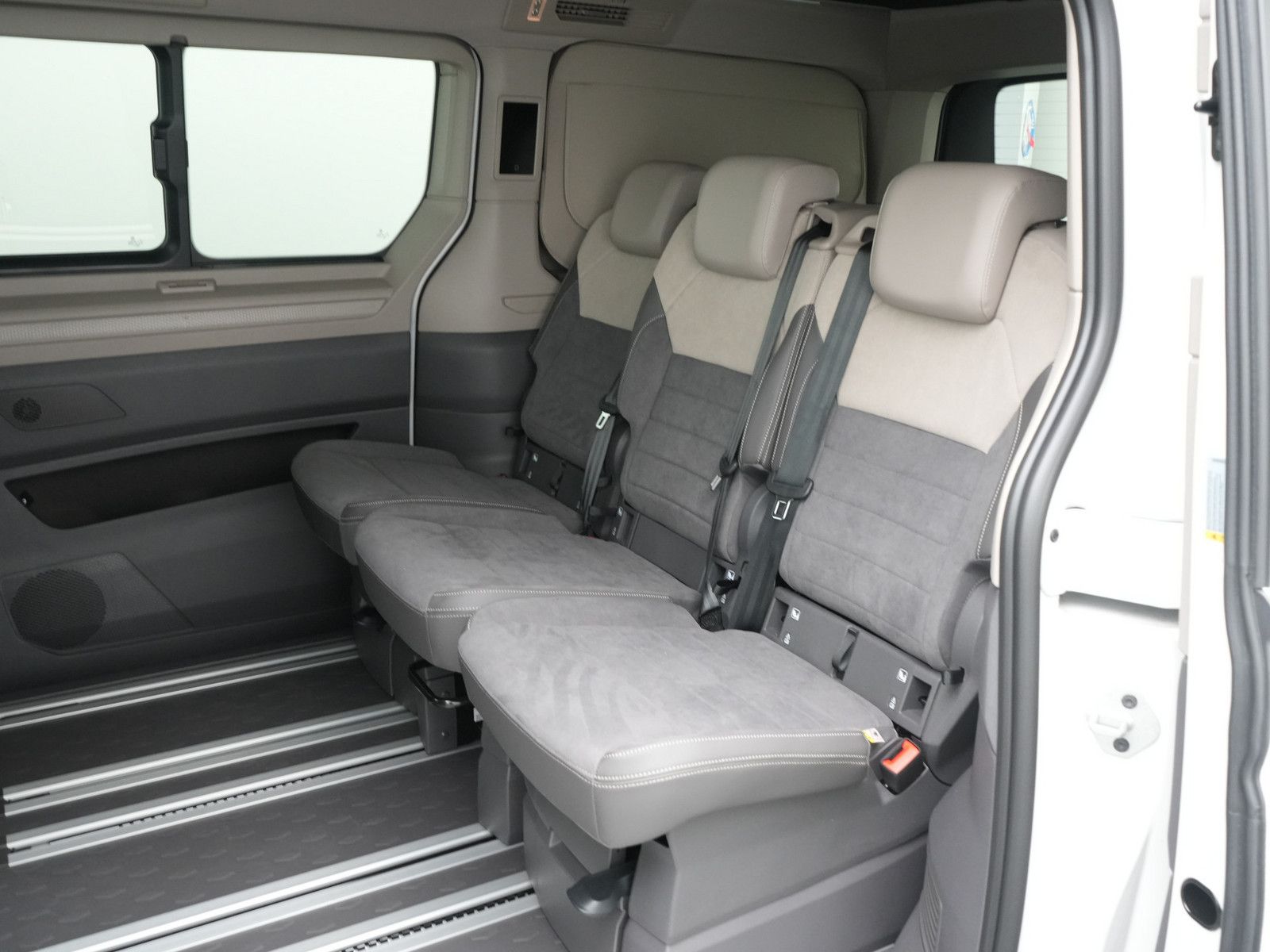 Volkswagen T7 California - Bild 12