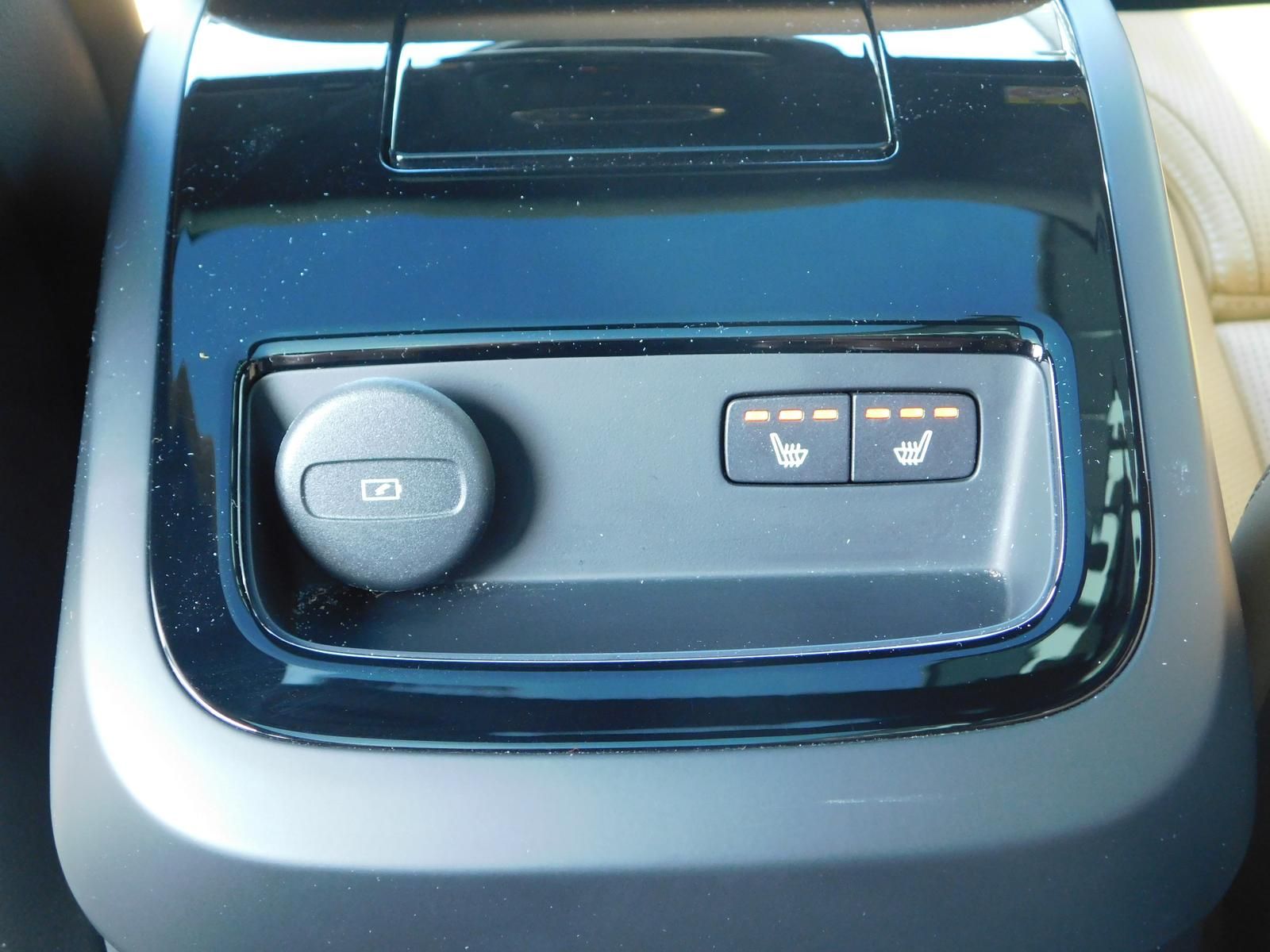 Fahrzeugabbildung Volvo V60 T6 AWD Recharge Inscription