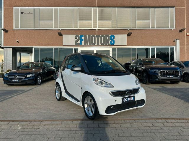 Smart ForTwo 1000 52 kW MHD cabrio pulse